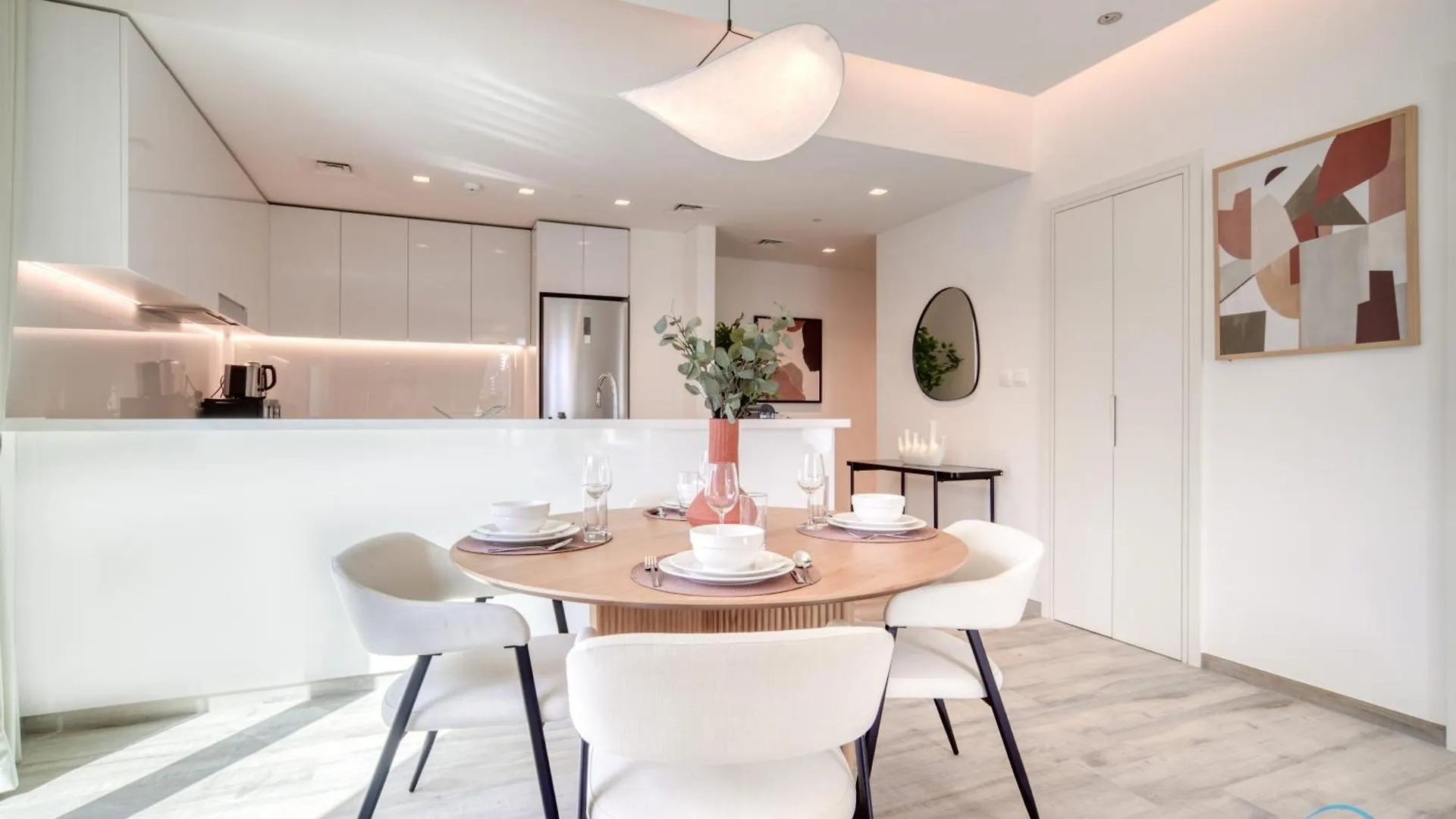 Welcoming 1Br Apartment In Ahad Residences Business Bay By Deluxe Holiday Homes Dubai