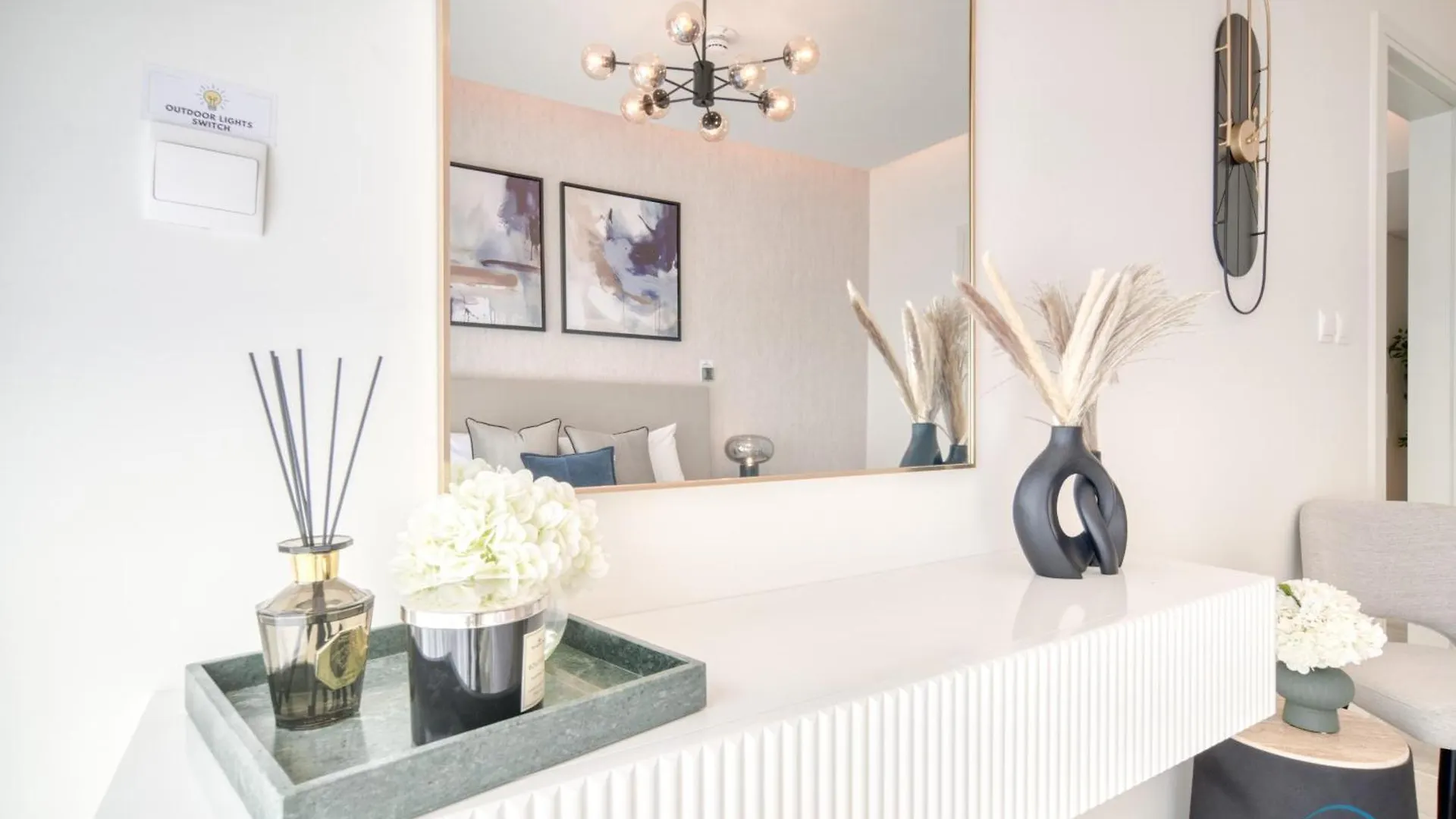 Welcoming 1Br Apartment In Ahad Residences Business Bay By Deluxe Holiday Homes Dubai