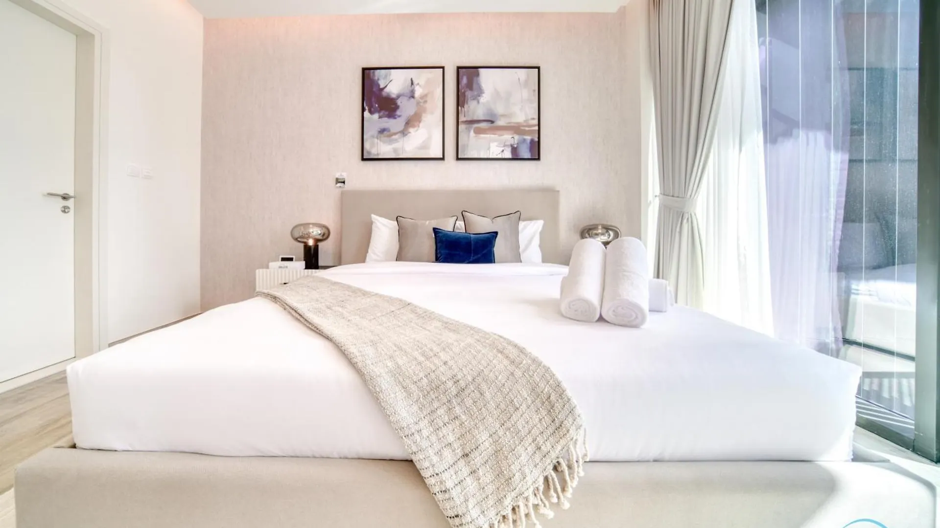 Welcoming 1Br Apartment In Ahad Residences Business Bay By Deluxe Holiday Homes Dubai