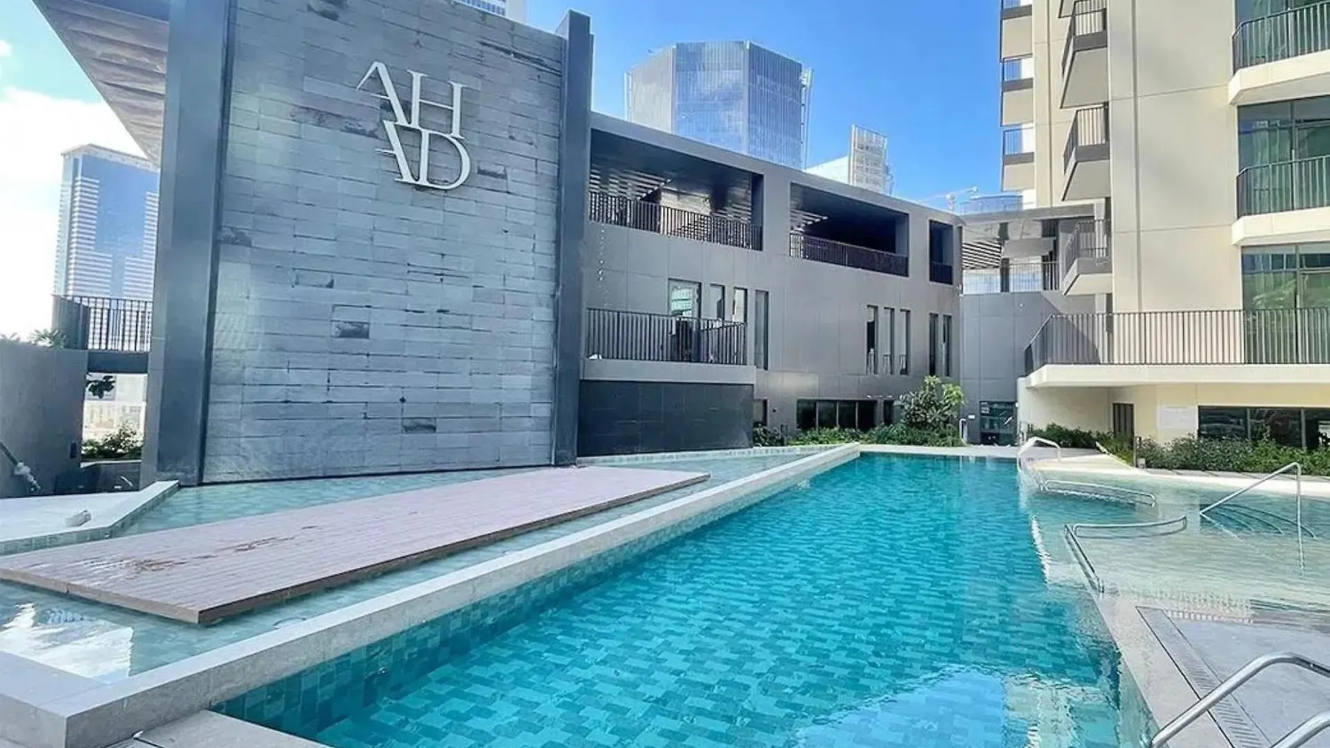 Welcoming 1Br Apartment In Ahad Residences Business Bay By Deluxe Holiday Homes Dubai